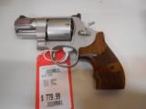 SMITH AND WESSON 627 .357MAG
- 1 of 2