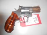 SMITH AND WESSON 686-1 357MAG- 2 of 2