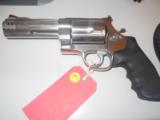 SMITH AND WESSON 460 - 1 of 2