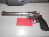 SMITH AND WESSON 617-4 22LR- 1 of 4