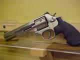 S&W 686-6 - 1 of 3