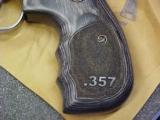 S&W 686-6 357MAG - 2 of 5