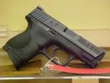 SMITH & WESSON M&P 40C - 2 of 4