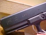 GLOCK 22 GEN 3 40 - 2 of 8