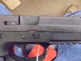 FN Herstal 66852 FNX-40 Pistol .40 S&W - 4 of 9