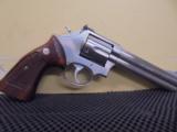 SMITH & WESSON 686 SS .357 MAG - 1 of 10