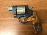 
Smith & Wesson 327 Revolver 170245, 357 Magnum - 2 of 10