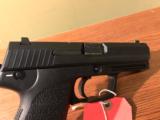 Heckler & Koch USP40 Standard DA/SA Pistol w/Safety 704001A5, 40 S&W - 5 of 5