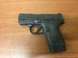 
Smith & Wesson M&P Shield Pistol 180021, 9mm - 2 of 4