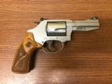 Smith & Wesson 60 Pro Revolver 178013, 357 Magnum - 2 of 5