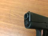 Glock 27 Subcompact Pistol PI2750201, 40 S&W - 7 of 8