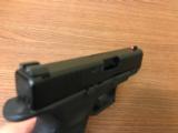 Glock 19 Gen5 Pistol
9mm - 4 of 7