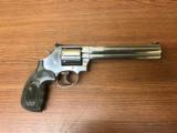 
Smith & Wesson 686 Plus Revolver 150855, 357 Magnum - 2 of 6