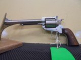 RUGER SUPER BLACKHAWK
.44 MAG - 5 of 10