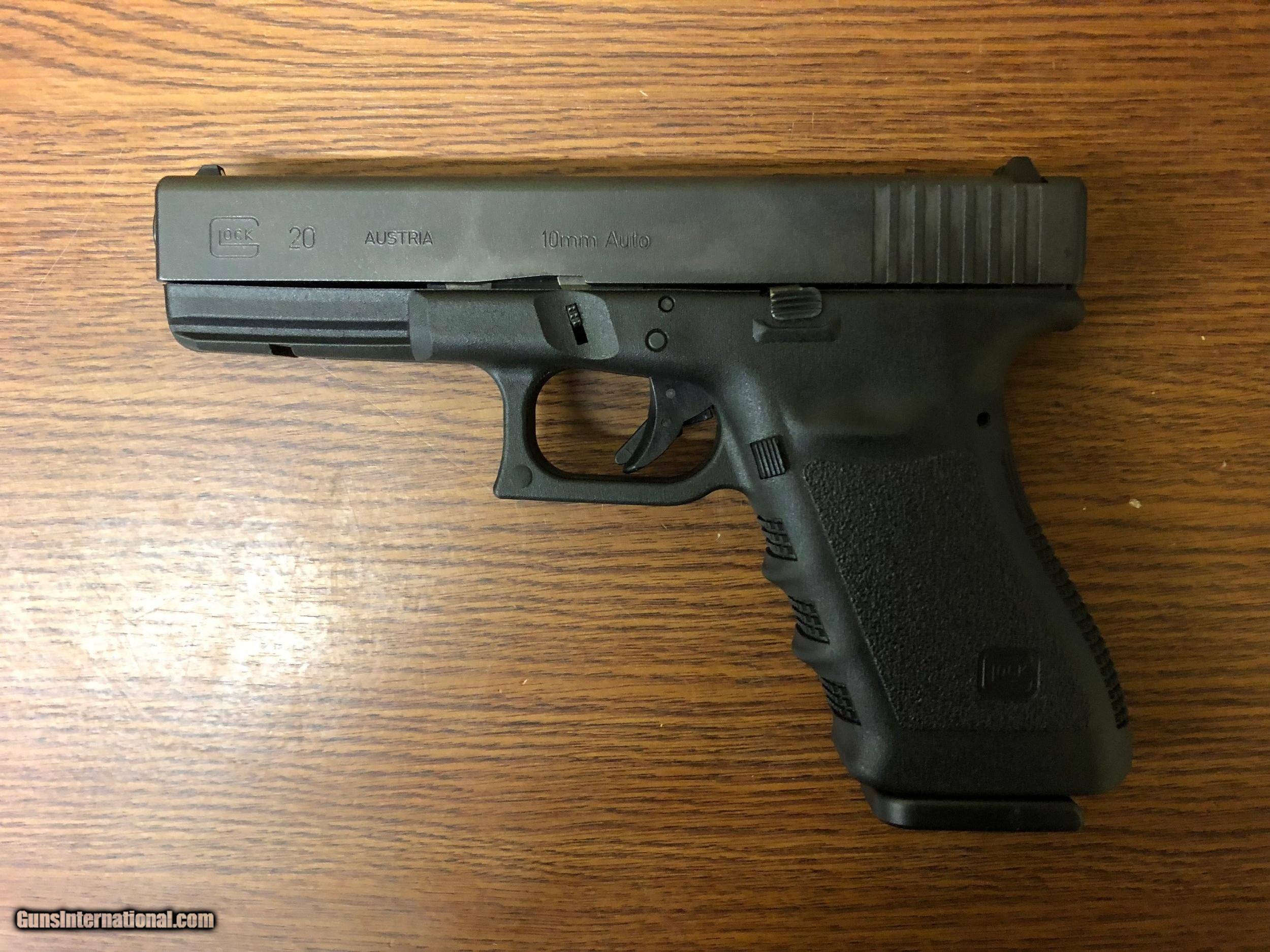 Glock 20 G20SF Pistol PF2050203, 10mm