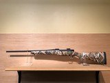 MOSSBERG PATRIOT DUCKS UNLIMITED SYN BOLT-ACTION RIFLE 300 WIN MAG - 2 of 11