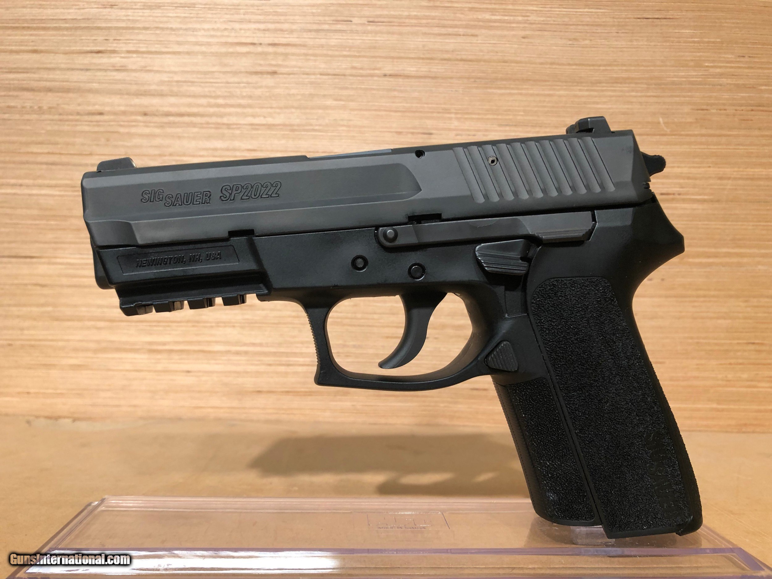 Sig 2022 Pistol Pistol E20229B, 9mm