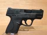 Smith & Wesson M&P Shield Pistol 180020, 40 S&W - 2 of 5