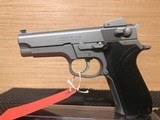 SMITH & WESSON MODEL 5906 SEMI-AUTO PISTOL 9MM - 1 of 4