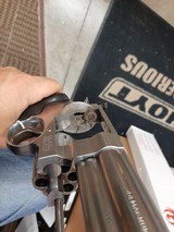 SMITH & WESSON MODEL 629-5 SS .44 MAG - 10 of 11