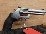 SMITH & WESSON 686-6 .357 MAG 4" - 1 of 11