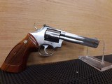 SMITH & WESSON 686 SS .357 MAG - 1 of 14