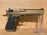 Magnum Research Desert Eagle 44 Magnum - 2 of 6