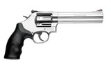 Smith & Wesson Model 686 PLUS - Distinguished Combat Magnum 357 Mag 164198 - 1 of 1