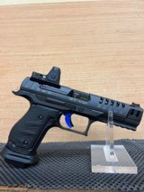 WALTHER Q5 MATCH SF PRO 9X19MM 2830418 WITH TRIJICON RMR - 3 of 11