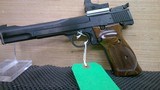 Smith & Wesson Model 41 22 LR
W/ BURRIS FASTFIRE 3 - 4 of 14