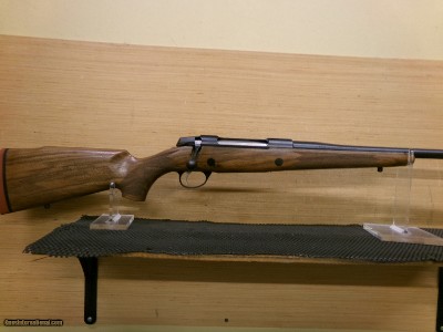 Sako 90 Hunter .300 Win Mag
RH Wood
JRS90HUN331/24