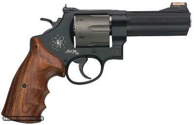 Smith & Wesson Model 329PD Airlite 44 Mag 163414