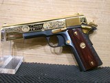 COLT CONWAY TWITTY COMMEMORATIVE (AMERICAN REMEMBERS) 1911 .45 ACP
WITH DISPLAY CASE - 2 of 4