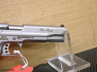 Smith & Wesson 1911 Performance Center Pro 9mm 178017 - Image 3 of 13