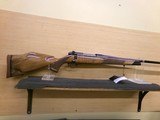 Weatherby Mark V Deluxe 257 Weatherby Magnum MDX01N257WR6O - 1 of 7