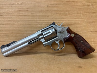 SMITH & WESSON MODEL 686-1 357MAG SILHOUETTE 6 SHOT 6