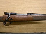 Winchester M70 Super Grade 300 Winchester Mag Grade IV/V Walnut 535203233 - 2 of 7