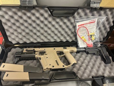 KRISS VECTOR SDP FDE 45ACP SEMI AUTO PISTOL W/ FOLDING BRACE
