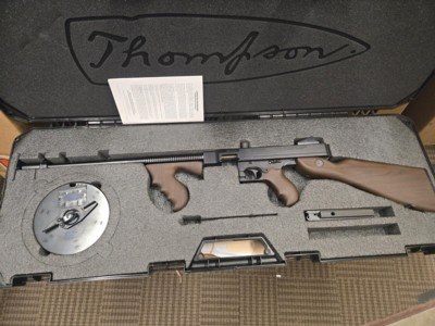 Auto-Ordnance Thompson 1927A-1 Lightweight Deluxe Semi-Auto .45 ACP Carbine