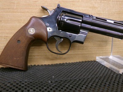 COLT PYTHON BLUED .357 MAG 4