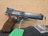 SMITH & WESSON MODLE 41 .22 LR 5.5