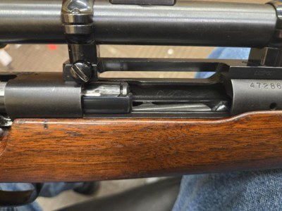 WINCHESTER MODEL 70 PRE 64 FEATHERWEIGHT 30-06 SPRG W/ LEUPOLD ALASKAN - Image 12 of 15