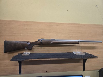 COOPER MODEL SINGLE SHOT 22 DLX WOOD 220 SWIFT - Image 1 of 11
