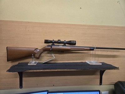 REMINGTON MODEL 541-T .22 S.L.LR WITH LEUPOLD M8 6X COMPACT SCOPE - Image 1 of 3