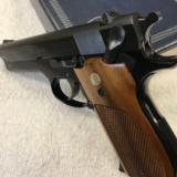 Smith & Wesson 39-2 - 3 of 15