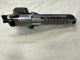 Magnum Research Desert Eagle .50AE Series 6 - 4 of 12