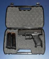 Walther PPX M1 9mm with Case, Three Magazines, Holster & Double Magazine Holder - 9 of 10