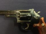 Smith & Wesson Model 19 - 2 of 5
