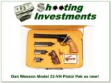 Dan Wesson 22LR Revolver 22-HV Pistol Pack - 1 of 4