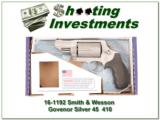 Smith & Wesson Governor SILVER .45 ACP/.45 COLT/.410 - 1 of 4